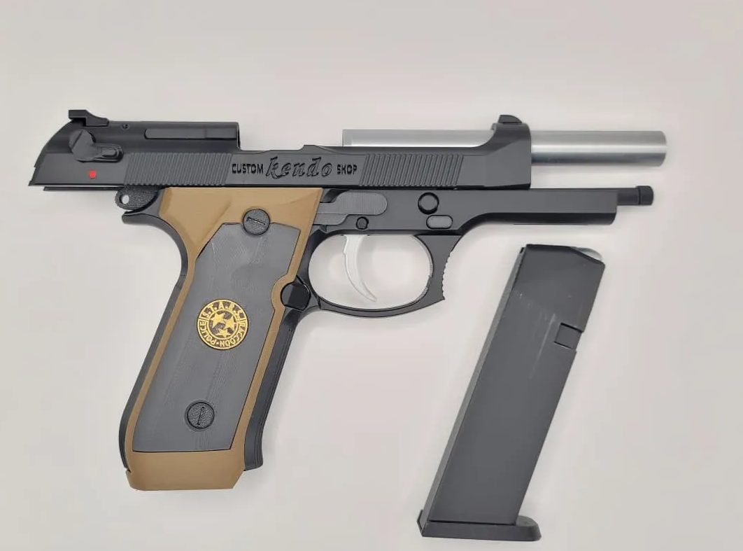 Chris Model 4